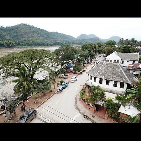 หลวงพระบางริเวอร์ล็อดจ์ 2 Hotel ภายนอก รูปภาพ