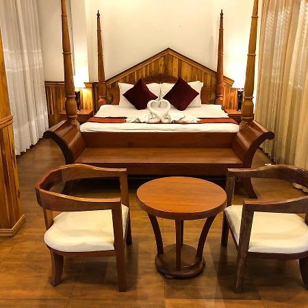 หลวงพระบางริเวอร์ล็อดจ์ 2 Hotel ภายนอก รูปภาพ