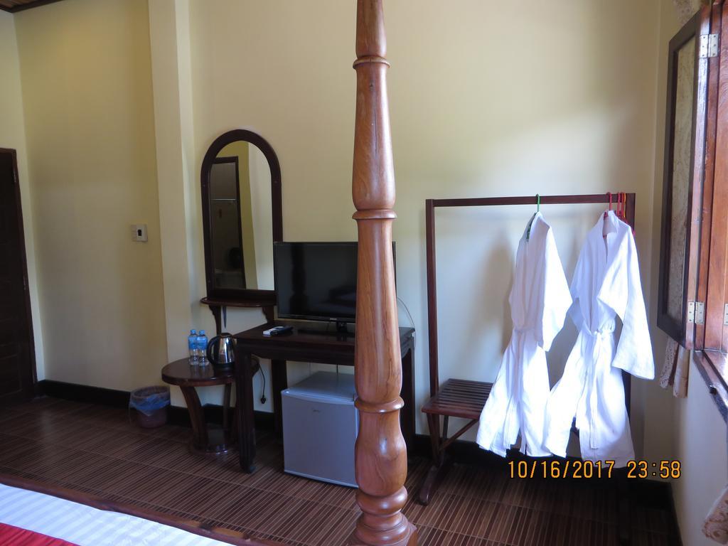 หลวงพระบางริเวอร์ล็อดจ์ 2 Hotel ภายนอก รูปภาพ
