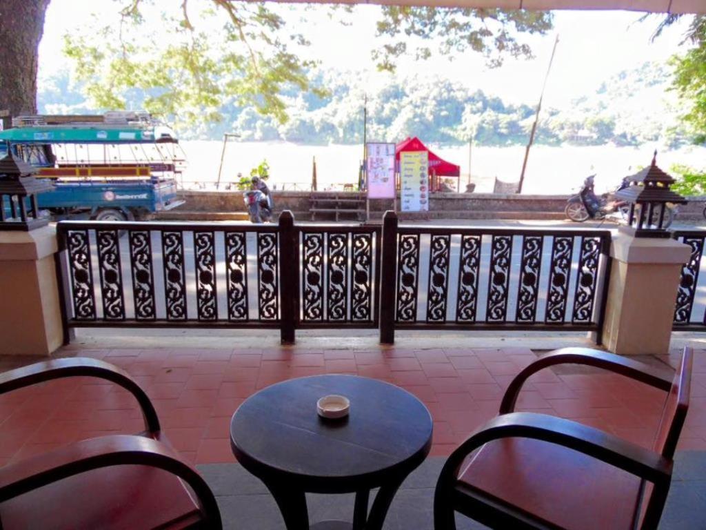 หลวงพระบางริเวอร์ล็อดจ์ 2 Hotel ภายนอก รูปภาพ